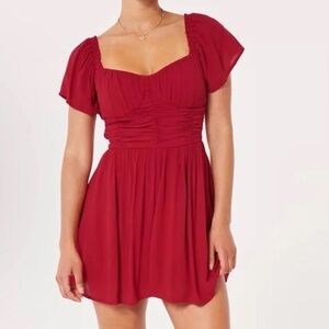 HOLLISTER HCO Red sweetheart neck Romper Women’s Size Large— Regular